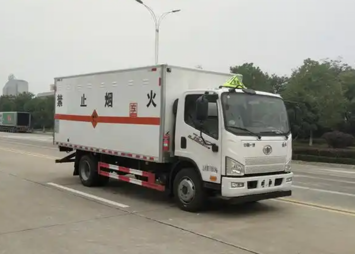 泰顺爆破器材运输车可以上高速吗？